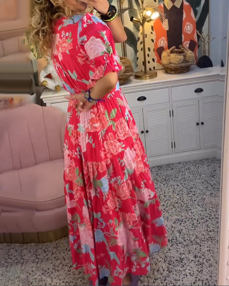 Vestido com bolso e decote em V com estampa floral